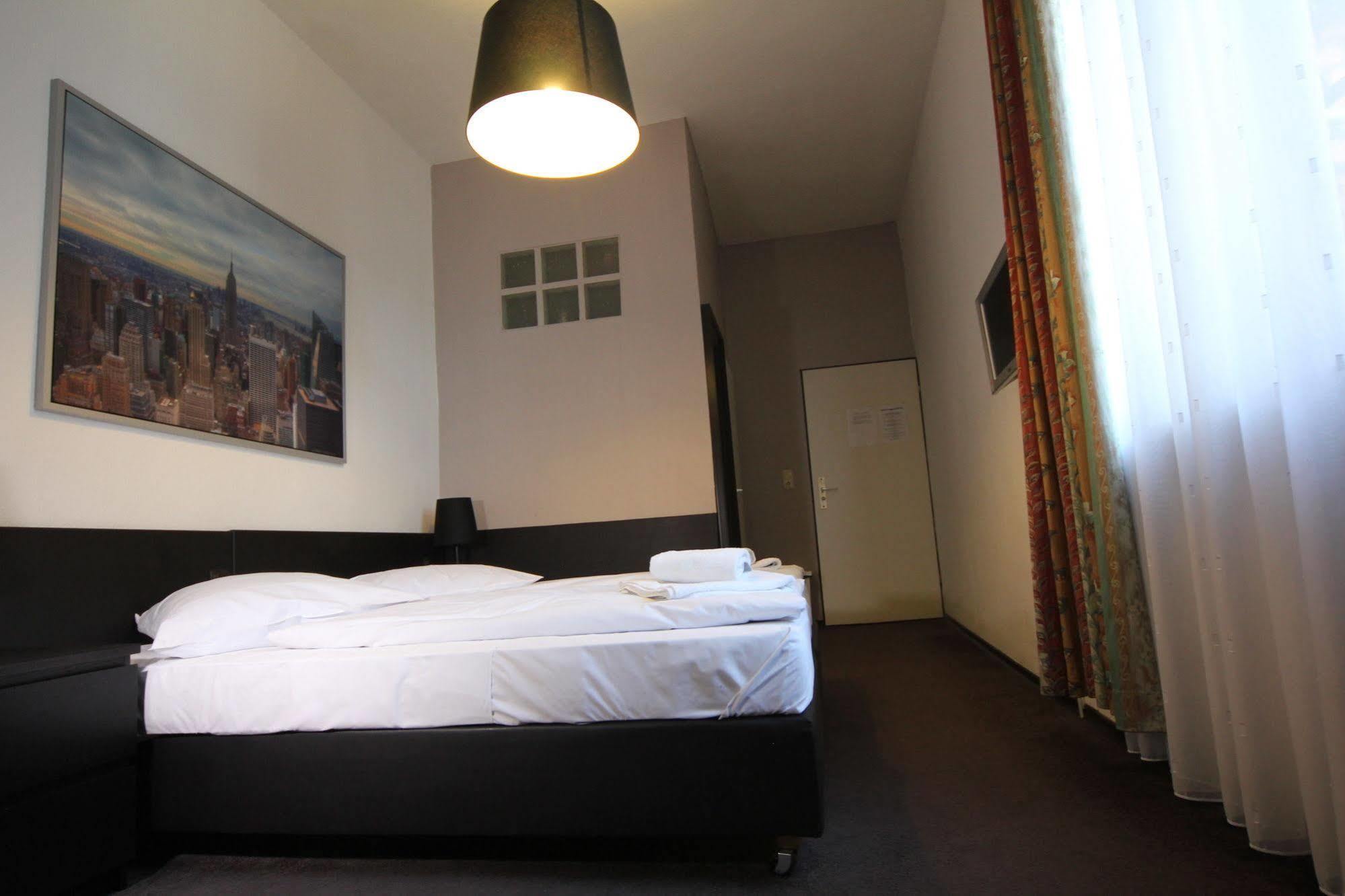 Carlton Hotel Frankfurt am Main Kültér fotó