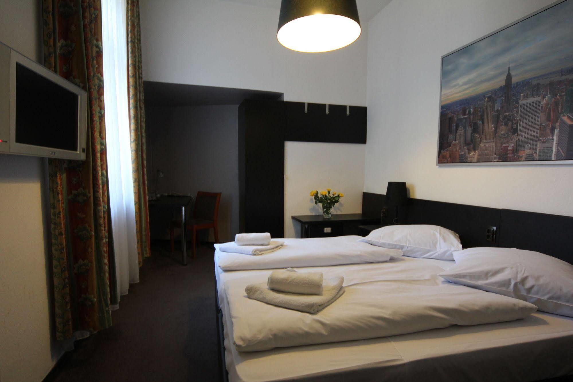 Carlton Hotel Frankfurt am Main Kültér fotó
